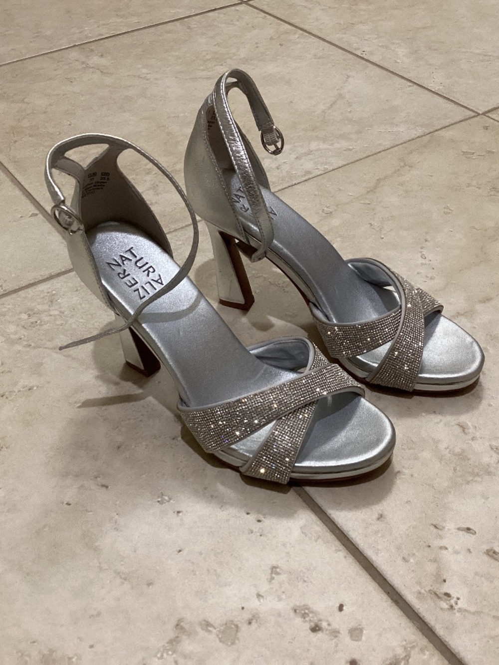 Naturalizer Size 7M Liz Beth 2 Heels